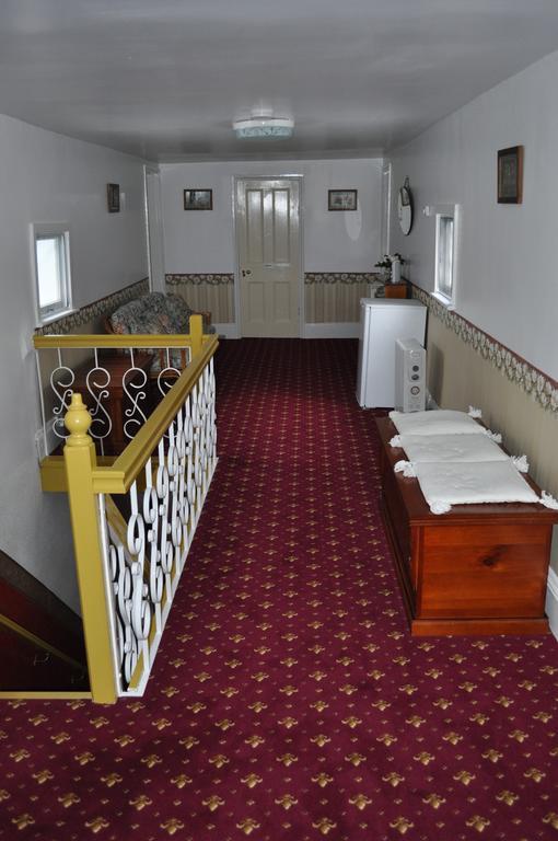 Roslyn House Bed & Breakfast Bushy Park Ngoại thất bức ảnh
